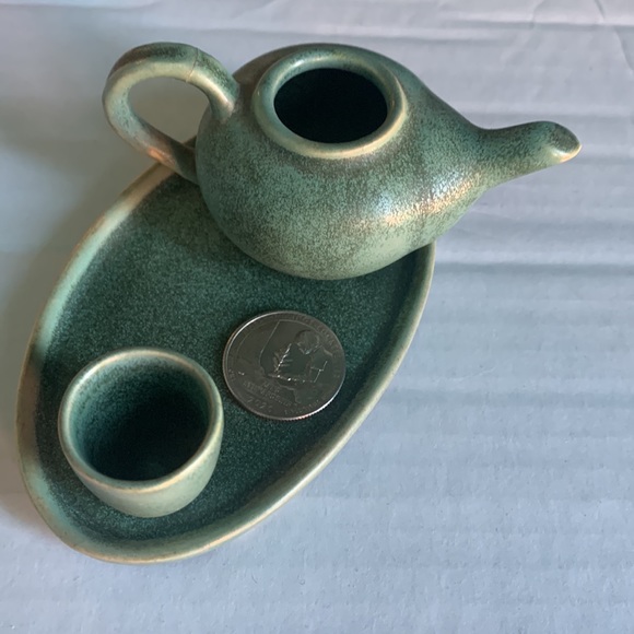 Russ jade small tea pot  cup and plate - Picture 6 of 8